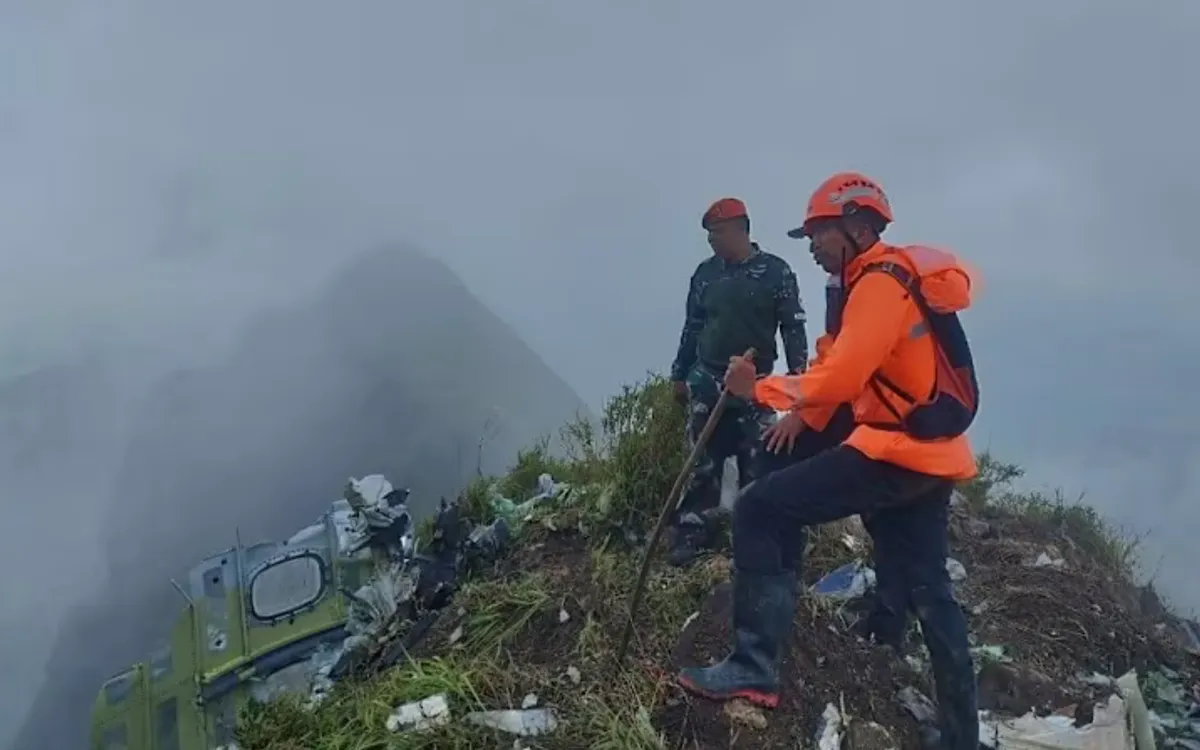Indonesia: Tìm thấy thi thể nạn nhân trong vụ rơi máy bay